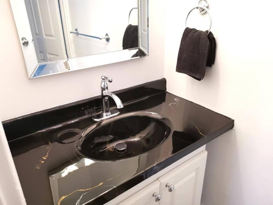 Old Quebec - Les Suites Montcalm #2 - Free Parking חדר תמונה